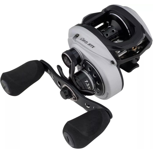 Abu Garcia Revo4 STX (2018)