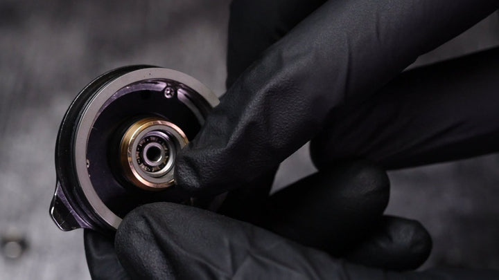 The new spool bearing sits flush in the side plate